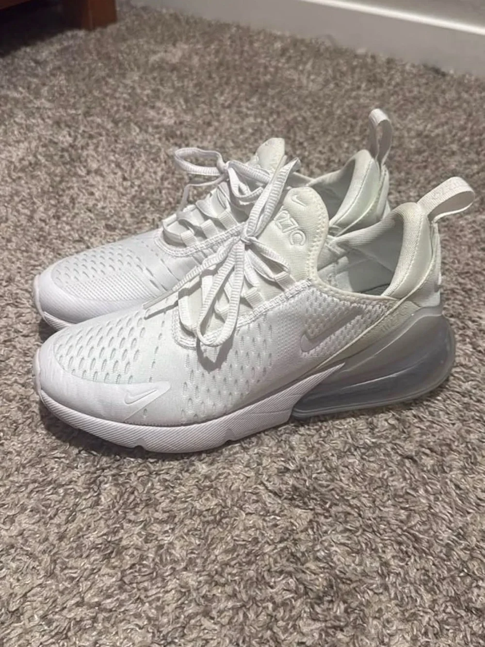 Nike White Air Max 270 Lightweight Trainers